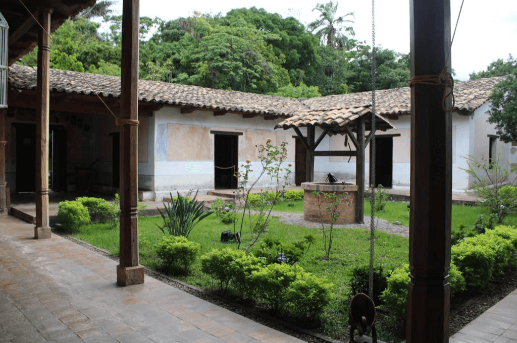 Jardín Botánico & Casa Galeano